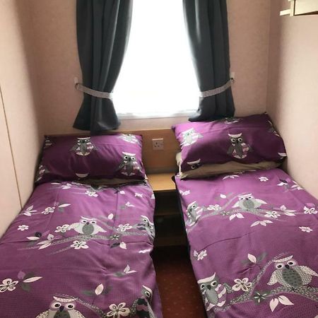 Maisies Caravan For Hire Skipsea Villa Esterno foto